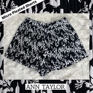 Plus Size 2XL Ann Taylor MicroPleat Shorts Resort Cruise Vacation Summer Beach